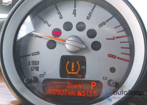 2010 Mini Cooper из США, поврежденный, VIN WMWMF3C52ATZ25692